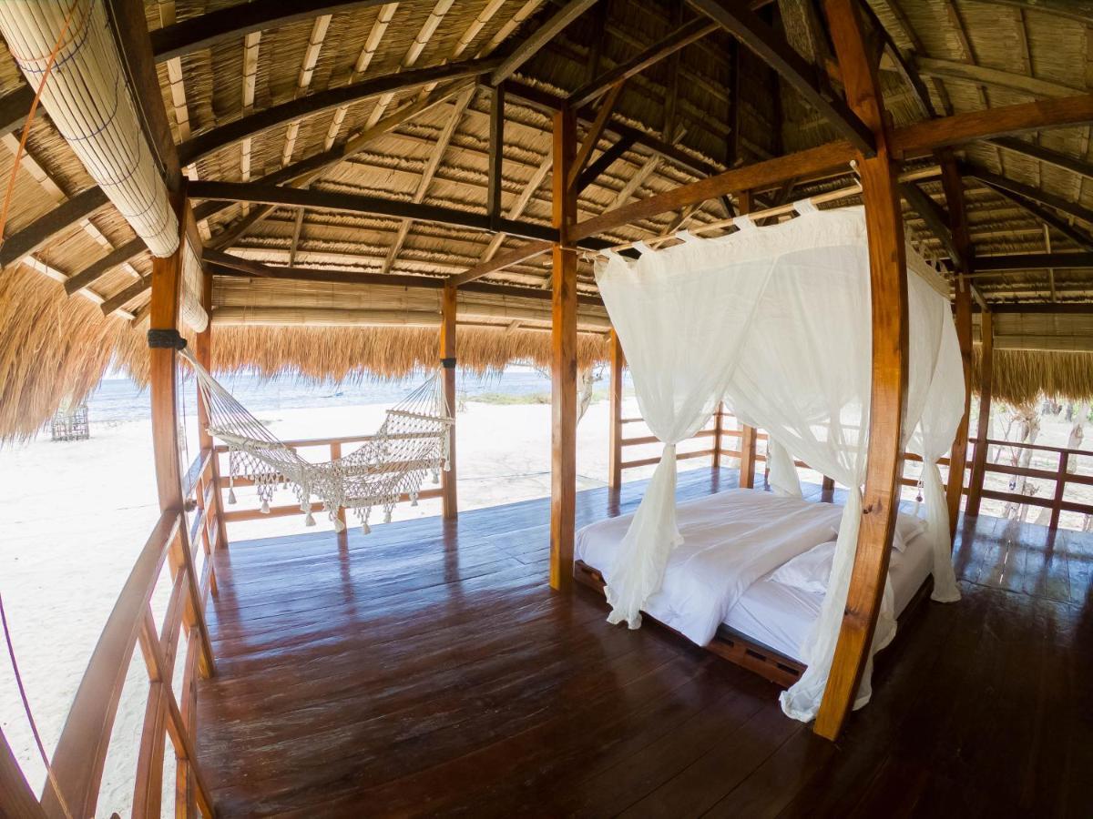 Costa Beach Resort & Club Waingapu Exteriör bild