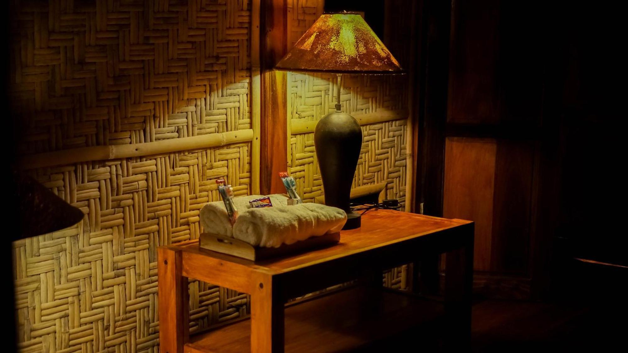 Costa Beach Resort & Club Waingapu Rum bild